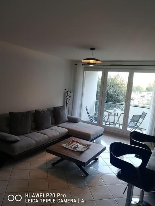 איברי-סור-סיין Spacieux 3 Pieces Sur Jardin מראה חיצוני תמונה
